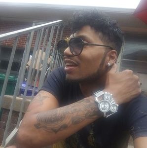 Meet your Posher, Marq
